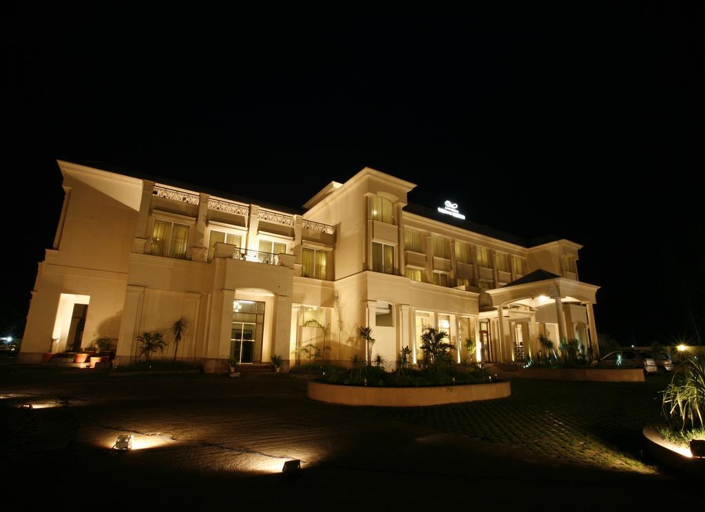 Ambrosia Sarovar Portico Haridwār Extérieur photo