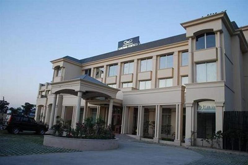 Ambrosia Sarovar Portico Haridwār Extérieur photo